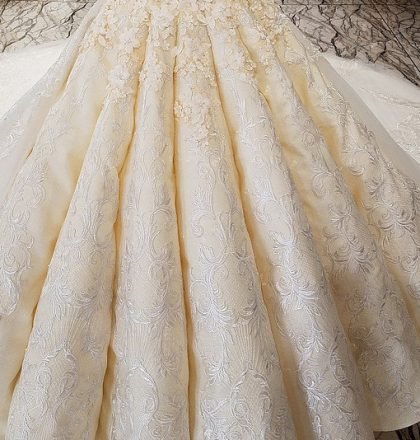 wedding dress with train-0534-01