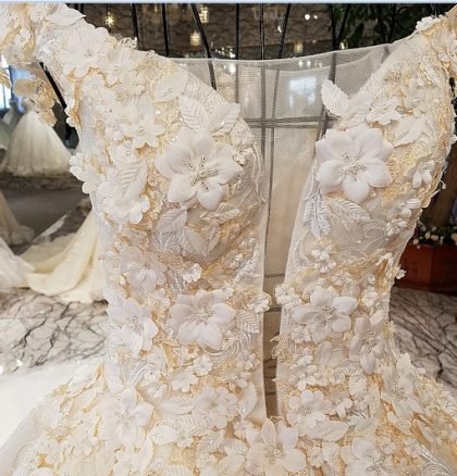 wedding dress with train-0534-02
