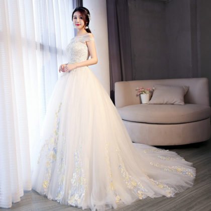 wedding dress ball gown lace 0685-06