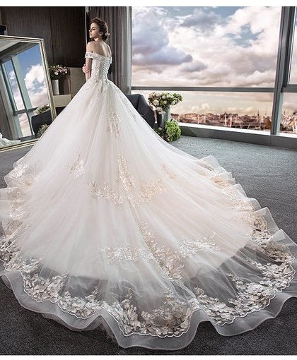 princess wedding dress with long train