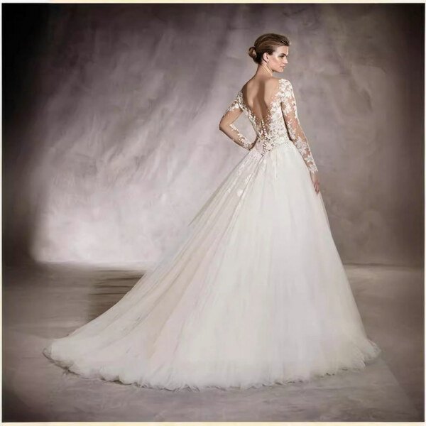 a line wedding gown 1512-001